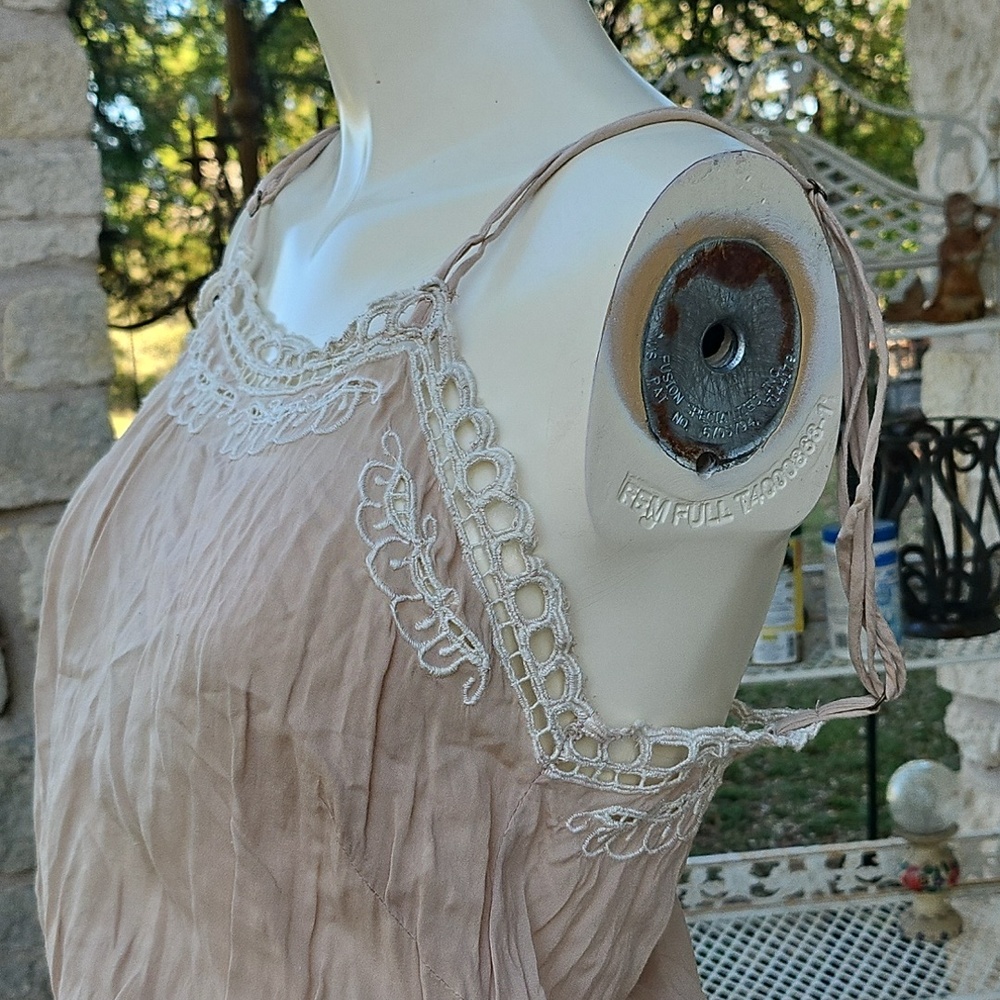 FLANNEL Brand Light Blush Lace-Trim Elastic Waist Sleeveless Summer Dress Size 1 - Picture 5 of 14